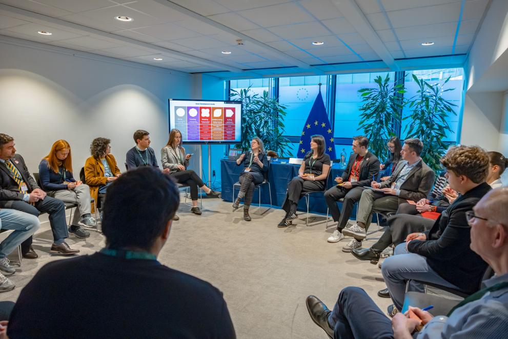 Pact Ambassadors and Partners discussed cooperation and teamwork during a workshop 