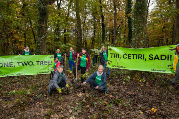 More people, bigger impact: 5 tips to help others step up their climate game